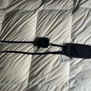 Lululemon crossbody